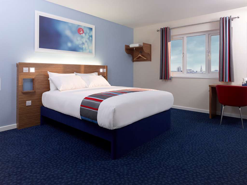 Travelodge Trentham Hotel 3*